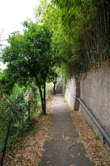 Appartement La - Centre - Jardin - Parking Privee - Climatisation *